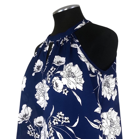 SOLD - Papermoon - Bonney Floral Keyhole Neck Halter Top - Stitch Fix - Picture 4 of 10